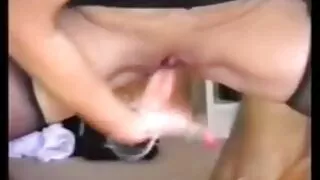Indossa una deliziosa biancheria intima e si fa scopare dal film porno con anziani fidanzato