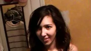 Due amiche, a video ragazze con vecchi turno, provare sul cazzo